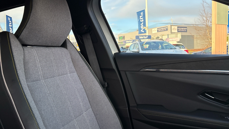 Renault Megane E-Tech EV60 160kW Techno 60kWh Optimum Charge 5dr Auto Electric Hatchback